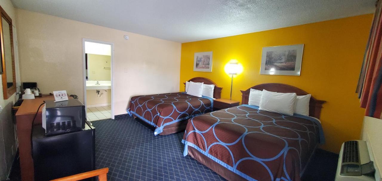 American Inn Motel 프랫 외부 사진