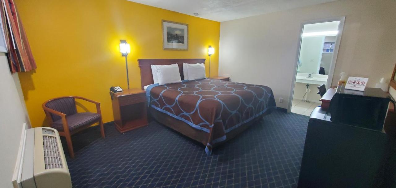 American Inn Motel 프랫 외부 사진