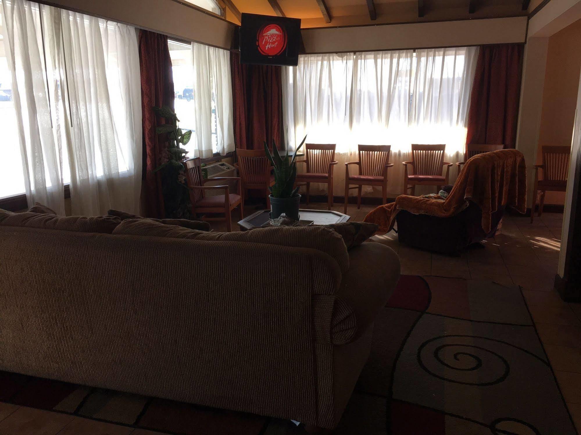 American Inn Motel 프랫 외부 사진